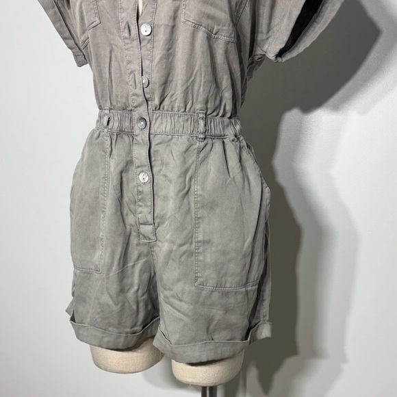 C&C California grey Short utility style Romper jumpsuit - Picture 3 of 8